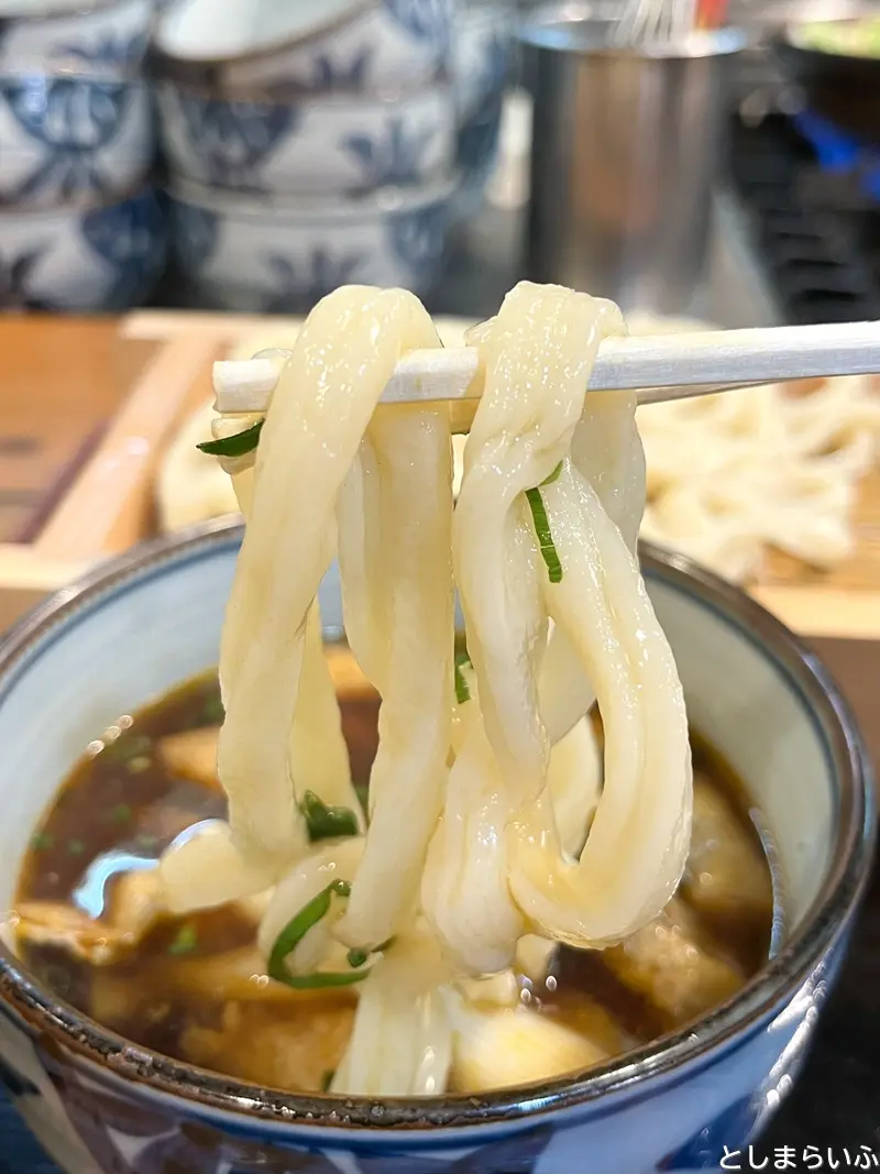 池袋 うちたて家 麺をつけたところ