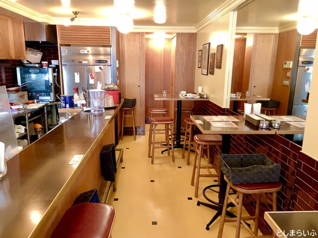 目白 CAFE CUPOLA カフェクーポラ 店内