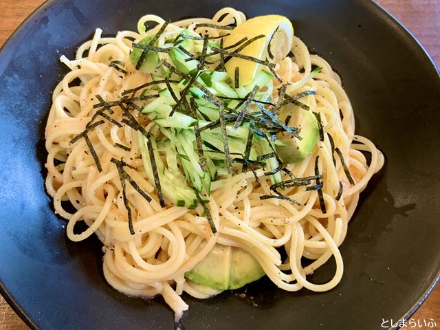 椎名町サイフォニスタ アボカドと明太子パスタ