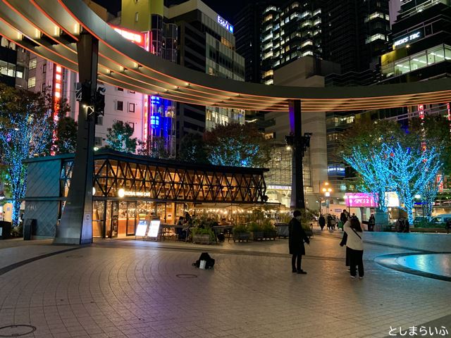 池袋 イルミネーションの見えるグローバルリングカフェ