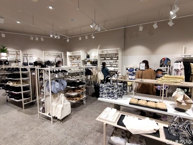 H&M池袋店 雑貨コーナー