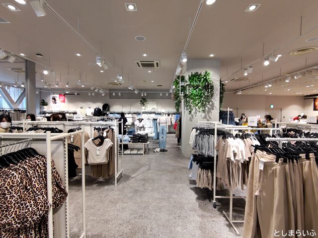 H&M池袋店 レディース