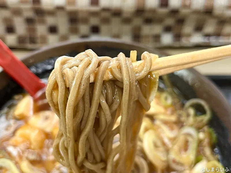 池袋 君塚 マーボーそばの麺