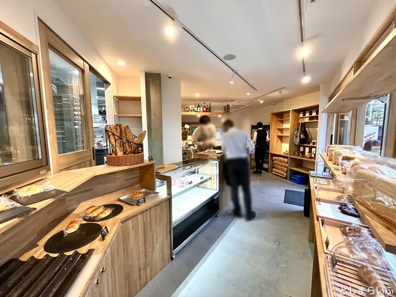 Manhattan Bakery & Wine Bar 店内