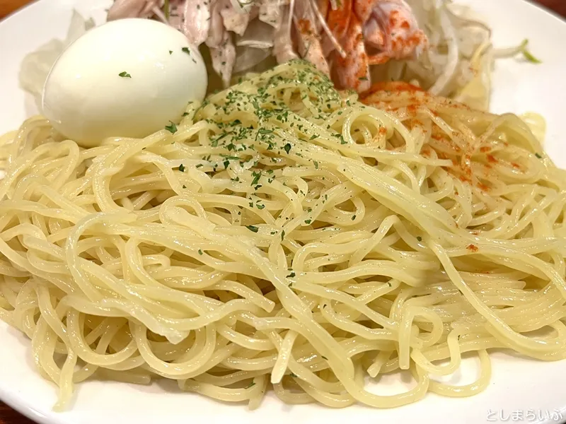 広島つけめん まるとちび 麺のアップ