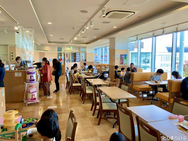 スキップキッズ アイテラス落合南長崎店 座席