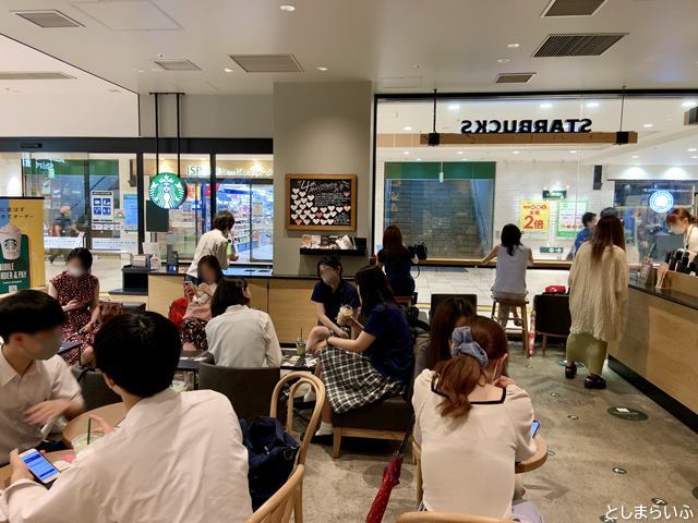 スターバックスコーヒー池袋ショッピングパーク北館店　座席