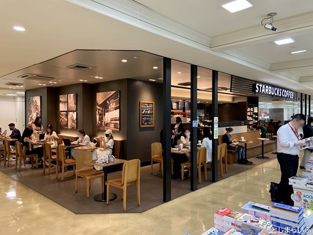 スターバックスコーヒー東武池袋店 座席