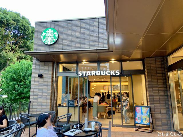 スターバックス目白店 入口