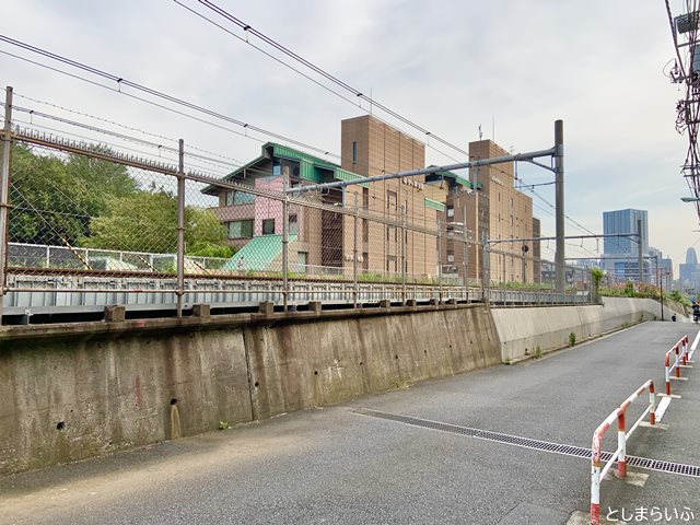 天気の子 目白 聖地 水たまり